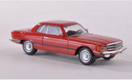 Modelauto Mercedes 450 Base SLC (C107) rood 1/87 Schuco