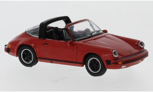 Modelauto Porsche 911 Base 3.2 rood 1/87 Schuco