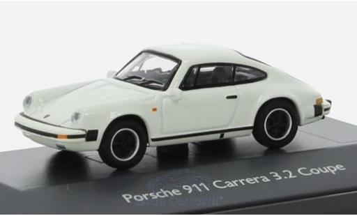 Modelauto Porsche 911 SC Carrera 3.2 Coupe wit 1/87 Schuco