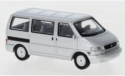 Modelauto Volkswagen T4 B Bus Caravelle grijs 1996 1/87 Schuco