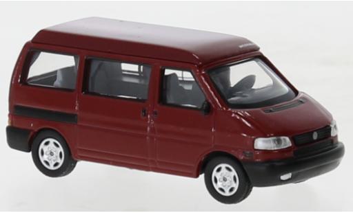 Modelauto Volkswagen T4 B California rood 1/87 Schuco