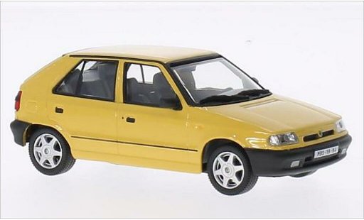Skoda Felicia 1.3 GLXi 1/43 Abrex geel 1994 modelauto