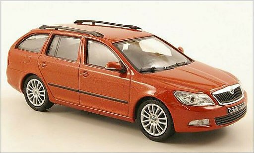 Skoda Octavia Combi 1/43 Abrex metallic oranje Avia modelauto