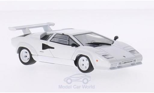 Modelauto Lamborghini Countach LP 500 LP500S wit 1/43 Solido