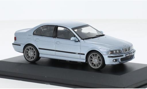 Modelauto Bmw M5 berline (E39) metallic blauw 2003 1/43 Solido