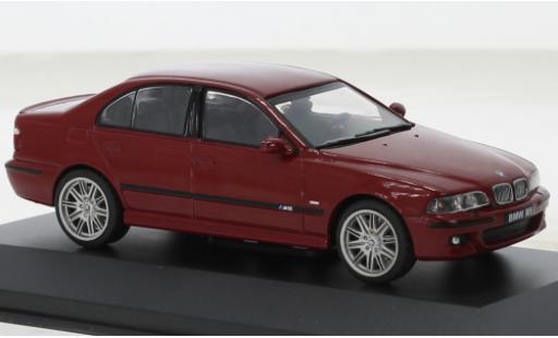 Modelauto Bmw M5 berline (E39) rood 2004 1/43 Solido
