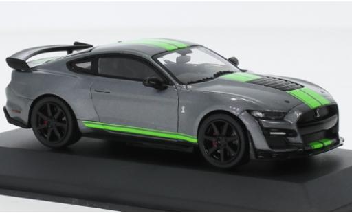 Modelauto Ford Mustang Shelby GT500 Ford Mustang rapide Track metallic grijs/la chaux 2020 1/43 Solido