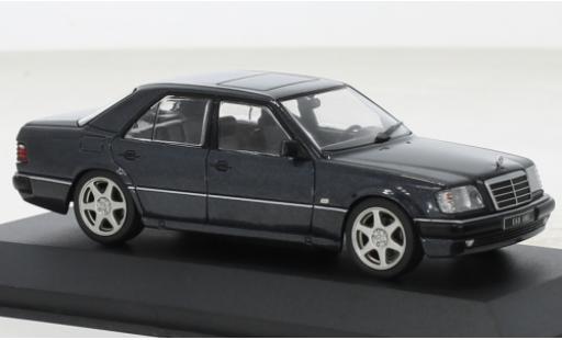 Modelauto Mercedes E Coupe E60 (W124) AMG metallic anthracite 1990 1/43 Solido