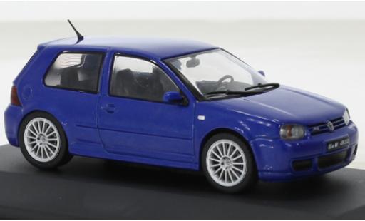 Modelauto Volkswagen Golf R32 IV metallic blauw 2003 1/43 Solido