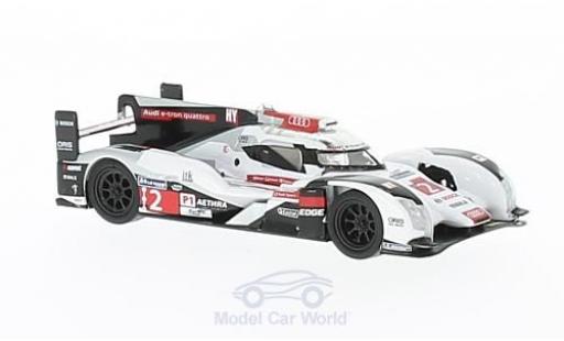 Modelauto Audi R18 tdi No.2 24h Le Mans 2014 A.Lotterer/M.F&Atilde;&curren;ssler/B.Treluyer 1/64 Spark