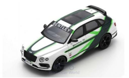 Modelauto Bentley Bentayga suv wit/Dekor 2019 GT3 Demonstrationsfahrzeug 24h N&Atilde;&frac14;rburgring 1/43 Spark