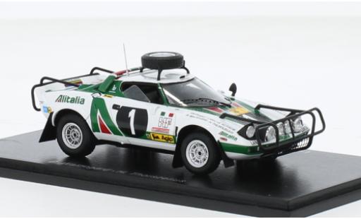 Modelauto Lancia Stratos HF No.1 Alitalia Rally WM Safari Rally 1975 1/43 Spark