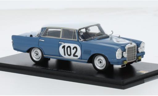 Modelauto Mercedes 300 Base SE No.102 24h Spa 1964 1/43 Spark