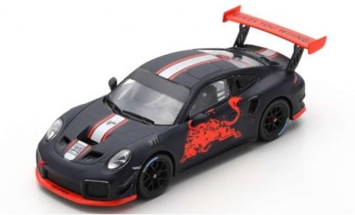 Modelauto Porsche 911 GT2 RS (991) Clubsport mat-zwart/Dekor Red Bull Spielberg 2019 1/43 Spark