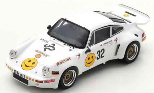 Modelauto Porsche 911 RSR Carrera 3.0 No.32 Team Joseph Brambring 1000km N&Atilde;&frac14;rburgring 1976 J.Neuhaus/J.Barth 1/43 Spark