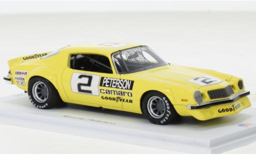 Modelauto Chevrolet Camaro IROC geel No.2 Daytona 1975 1/43 Spark