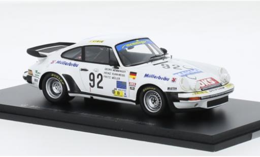 Modelauto Porsche 911 Base No.92 24h Le Mans 1983 1/43 Spark