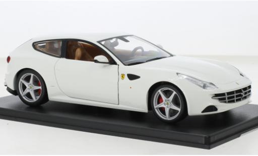 Modelauto Ferrari FF Shooting Brake wit 2011 1/24 SpecialC