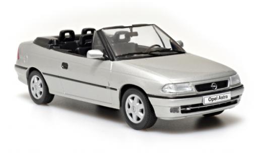 Modelauto Opel Astra F Cabriolet Bertone grijs 1995 1/24 SpecialC