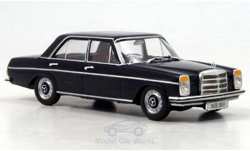 Modelauto Mercedes 200 Base /8 (W115) blauw 1968 zonder Vitrine 1/43 SpecialC