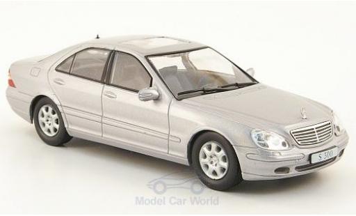Modelauto Mercedes S500 Base (W220) grijs 1998 zonder Vitrine 1/43 SpecialC