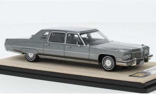 Modelauto Cadillac Fleetwood Limousine 75 Sedan metallic grijs 1973 1/43 Stamp Models