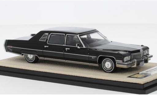 Modelauto Cadillac Fleetwood Limousine 75 Sedan zwart 1973 1/43 Stamp Models