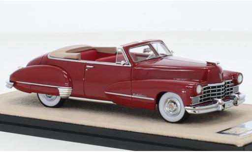 Modelauto Cadillac Series 62 Convertible Cabriolet metallic rood 1947 1/43 Stamp Models