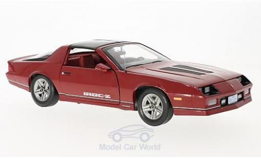 Modelauto Chevrolet Camaro IROC -Z rood 1985 1/18 Sun Star