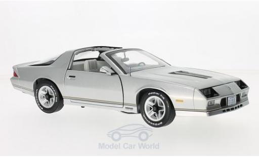 Modelauto Chevrolet Camaro Coupe grijs 1982 1/18 Sun Star