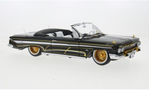 Modelauto Chevrolet Impala Convertible Cabriolet Lowrider zwart 1961 1/18 Sun Star