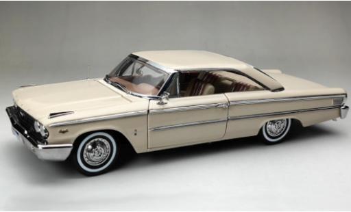 Modelauto Ford Galaxie 500 XL Hardtop beige 1963 1/18 Sun Star