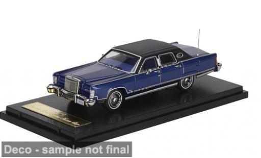 Modelauto Lincoln Continental Town Car blauw 1979 1/64 Sun Star