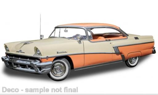 Modelauto Mercury Montclair Hardtop oranje/beige 1956 1/18 Sun Star
