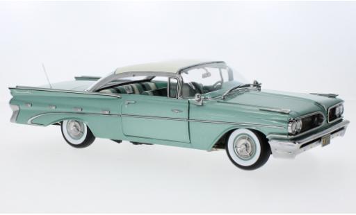 Modelauto Pontiac Bonneville Hardtop Hard Top metallic groen/beige 1959 1/18 Sun Star