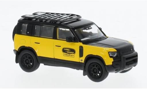 Modelauto Land Rover Defender 110 Trophy Edition geel 1/64 Tarmac Works
