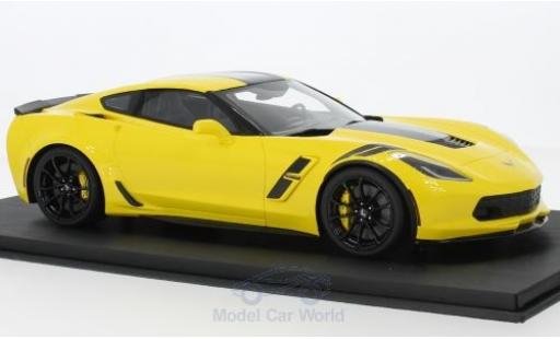 Modelauto Chevrolet Corvette Grand Sport geel/zwart 2017 1/18 Top Speed