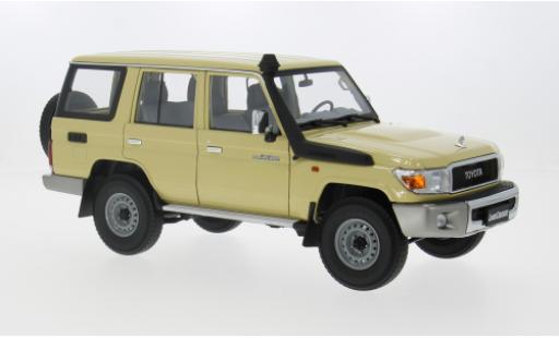 Modelauto Toyota Land Cruiser Base 7 beige 1/18 Almost Real