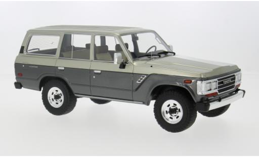Modelauto Toyota Land Cruiser 60 (J60) grijs/grijs 1987 1/18 Lucky Step Models