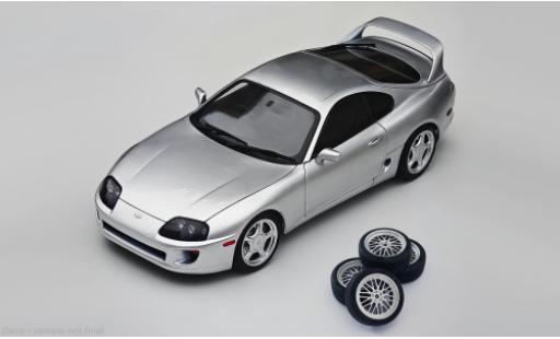 Modelauto Toyota Supra Base A80 grijs 1992 1/18 WhelArt