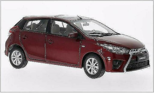 Toyota Yaris Base 1/18 Paudi metallic rood 2014 modelauto