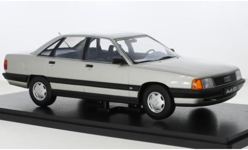Modelauto Audi 100 berline (C3) d 1989 1/18 Triple 9 Collection