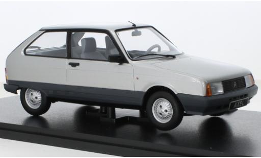 Modelauto Citroen Axel TRS 12 d 1990 1/18 Triple 9 Collection