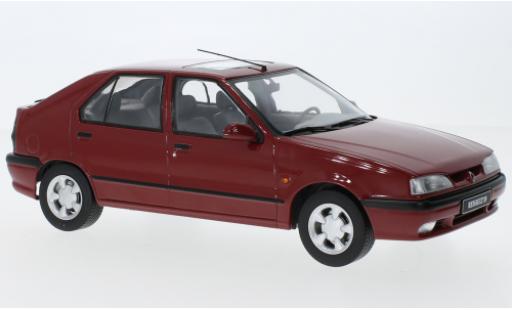 Modelauto Renault 19 Base rood 94 1/18 Triple 9 Collection