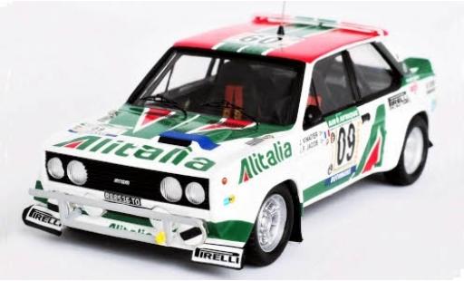 Modelauto Fiat 131 Abarth No.09 VS Corse Olio Alitalia Rally WM Rally Bandama 1978 J.Vinatier/J.F.Jacob 1/43 Trofeu