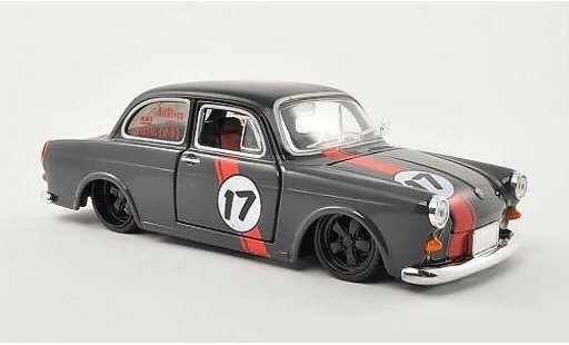 Volkswagen 1600 Base 1/24 Maisto Stufenheck Tuning No.17 modelauto