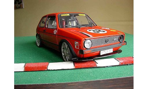 Volkswagen Golf GTI 1/18 Solido racing moteur v10 jantes bbs modelauto
