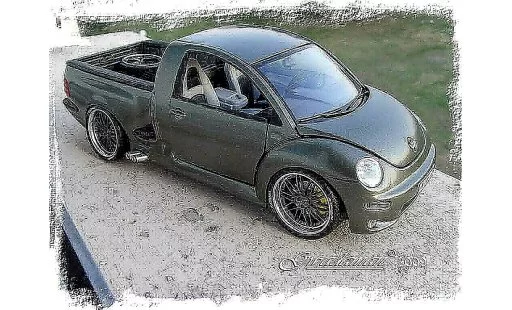 Volkswagen New Beetle Base 1/18 Burago pick-up modelauto