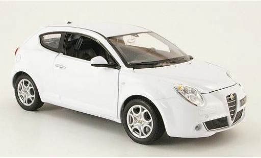 Modelauto Alfa Romeo Mito berline wit 1/24 Welly