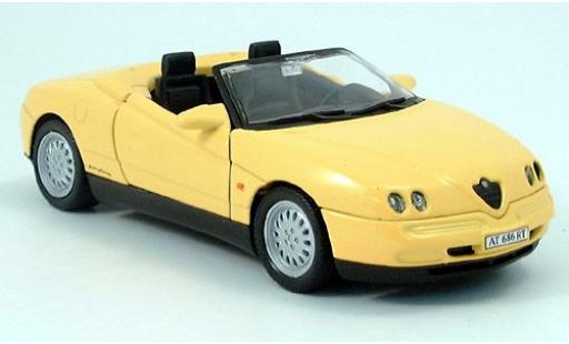 Modelauto Alfa Romeo Spider GTV twin spark (ohne Farbangabe) 1999 1/24 Welly